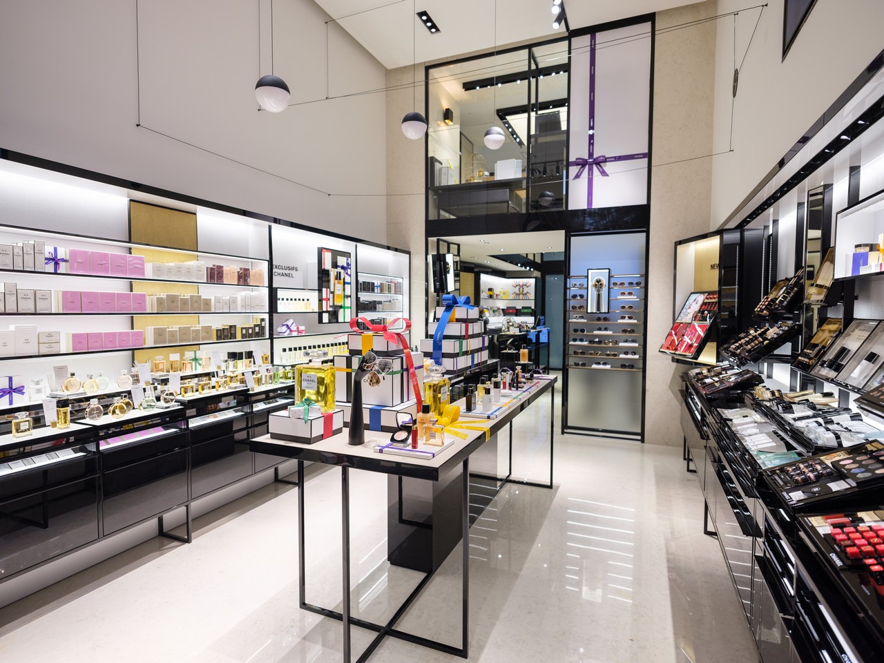 Chanel Fragrance & Beauty Boutique - Great Locations