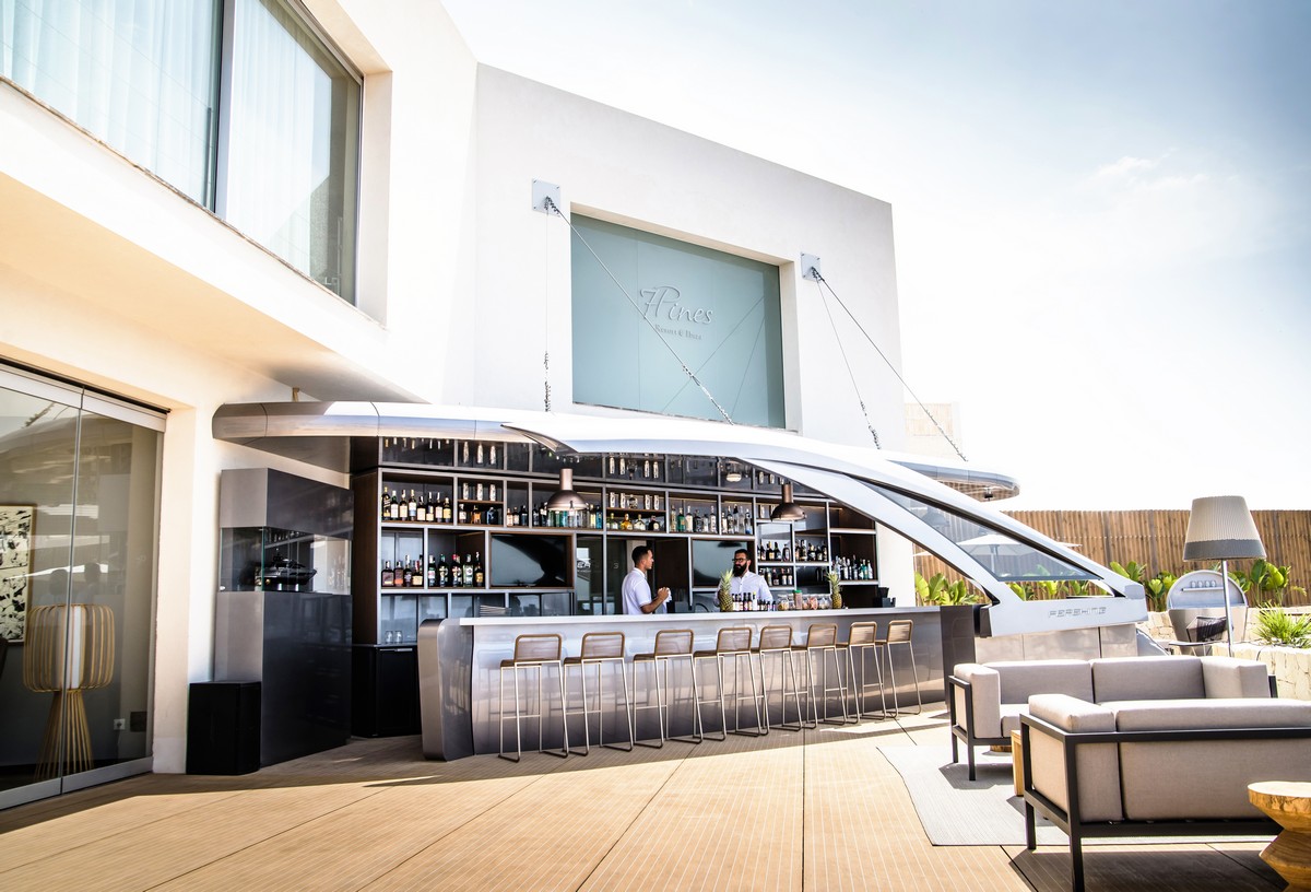 Pershing Yacht Terrace Ibiza