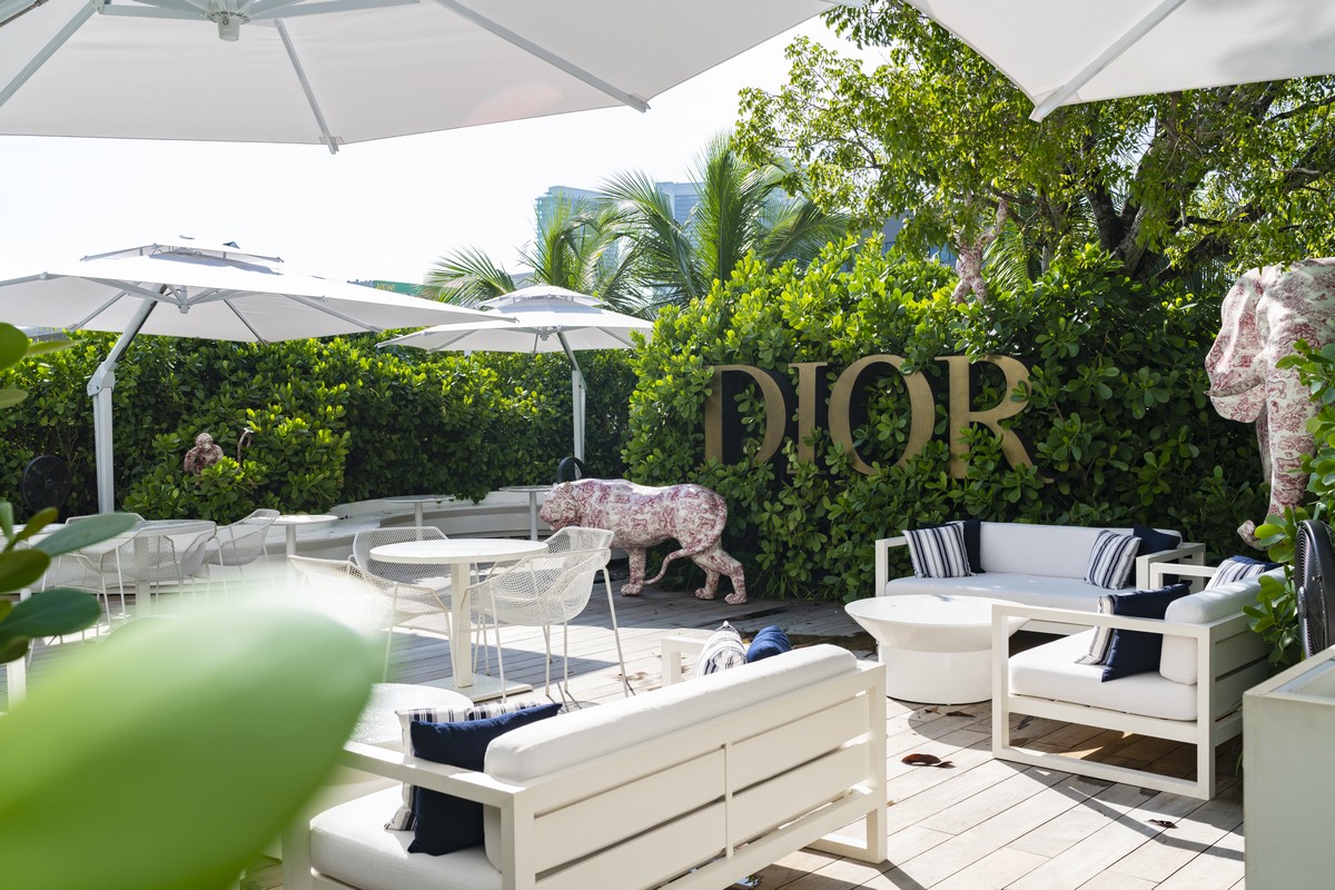Dior pop-up café Miami