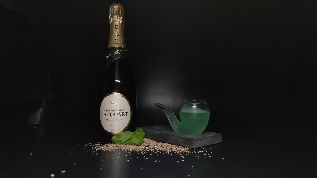 Nuovo cocktail allo champagne 2021
