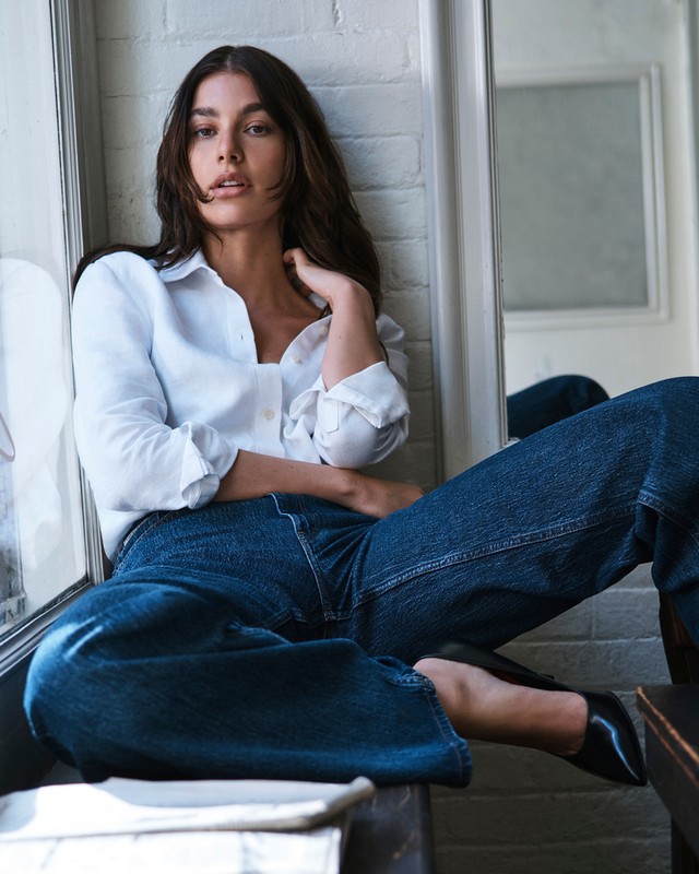 Calvin Klein Jeans Camila Morrone
