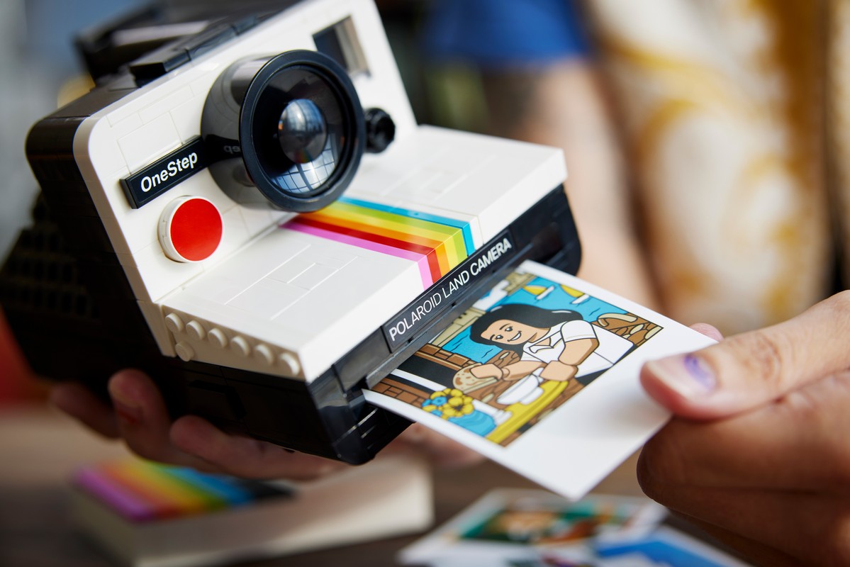 Lego Ideas Polaroid OneStep SX-70