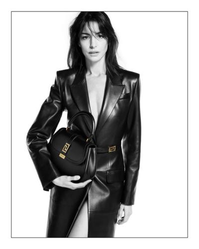 Versace Icons Anne Hathaway